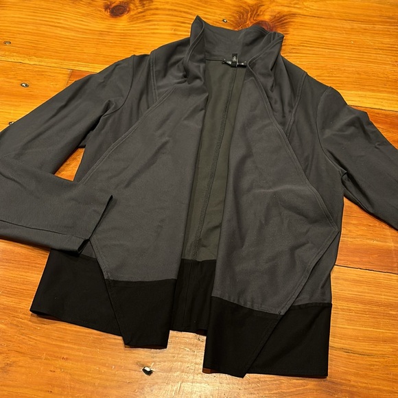 Eileen Fisher Sweaters - EILEEN FISHER Petite PL Charcoal/Gray Colorblock Stretch Drape Open Cardi Jacket